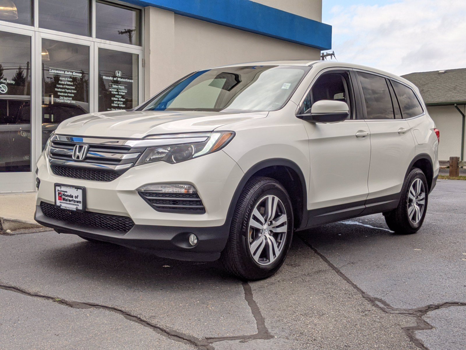 Pre-Owned 2017 Honda Pilot EX-L Sport Utility in Milford #24649 | Acura ...